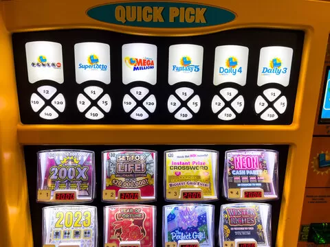 SG11选5创始标志